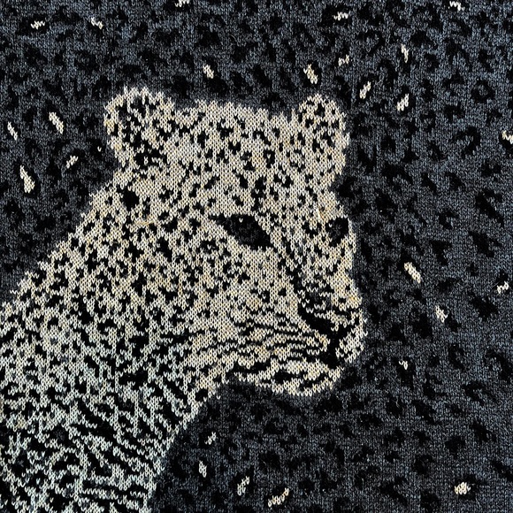 Gray Leopard sweater - jaguar sweater - animal sweater - Basic Editions - Picture 2 of 2
